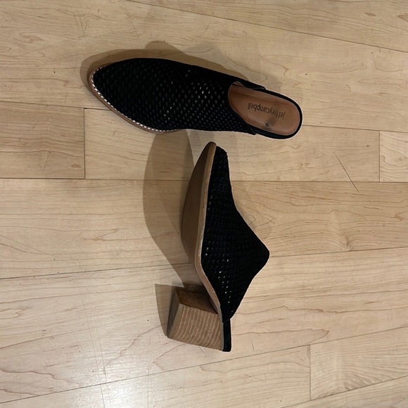 Jeffrey Campbell Favela Black suede perforated mule- in very good condition - Picture 5 of 5